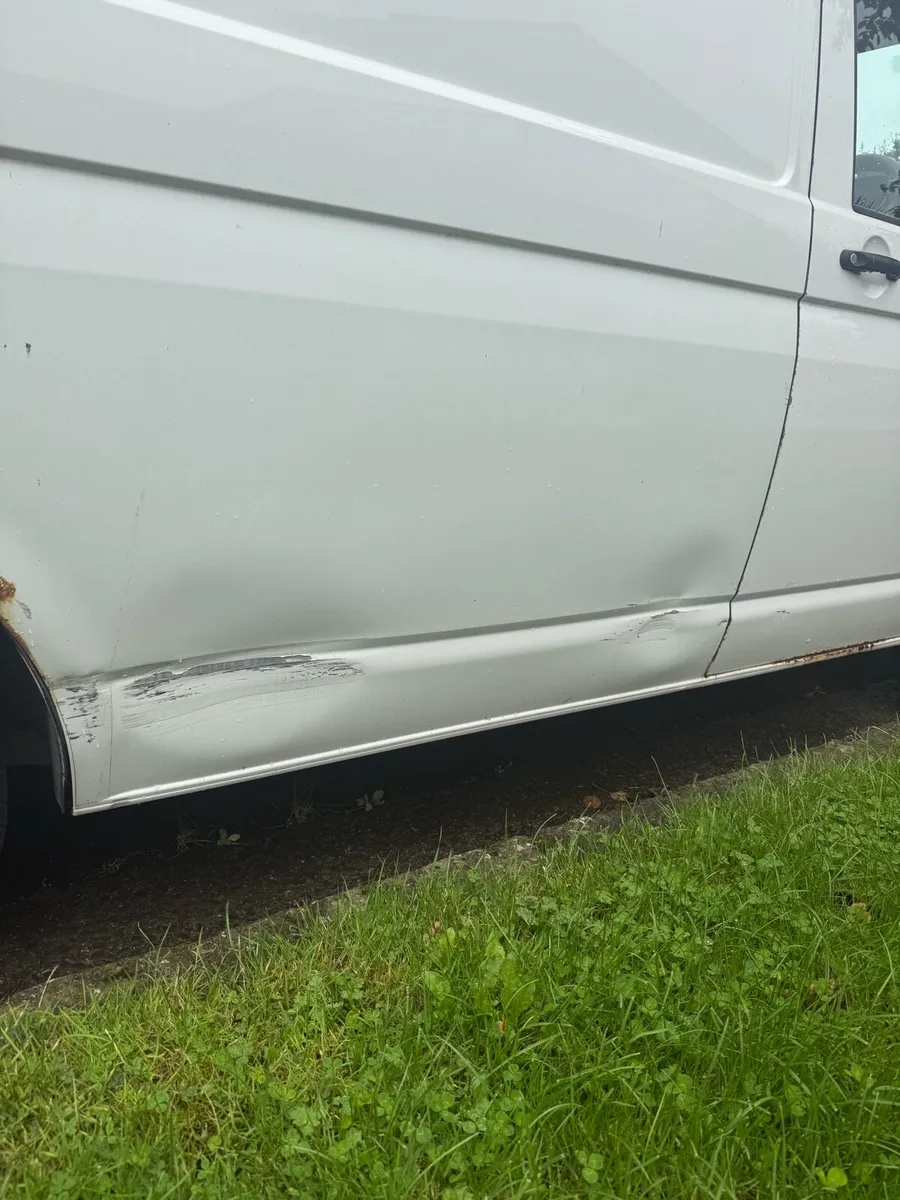 Volkswagen Transporter - Image 3