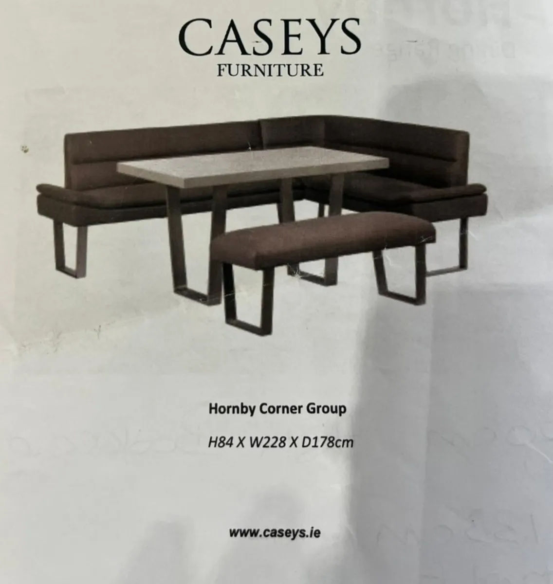 Hornby dining set - Image 4