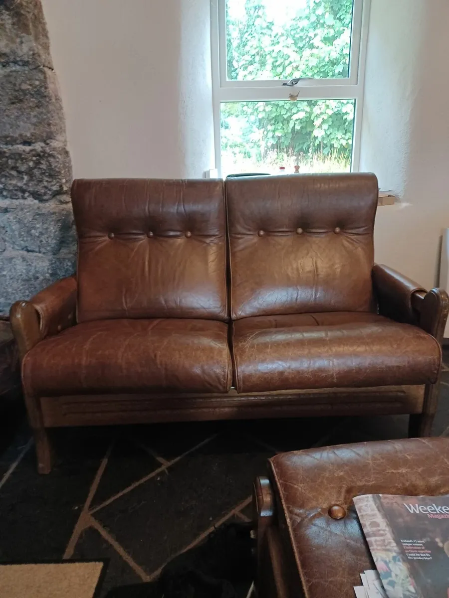 Couch - Image 2