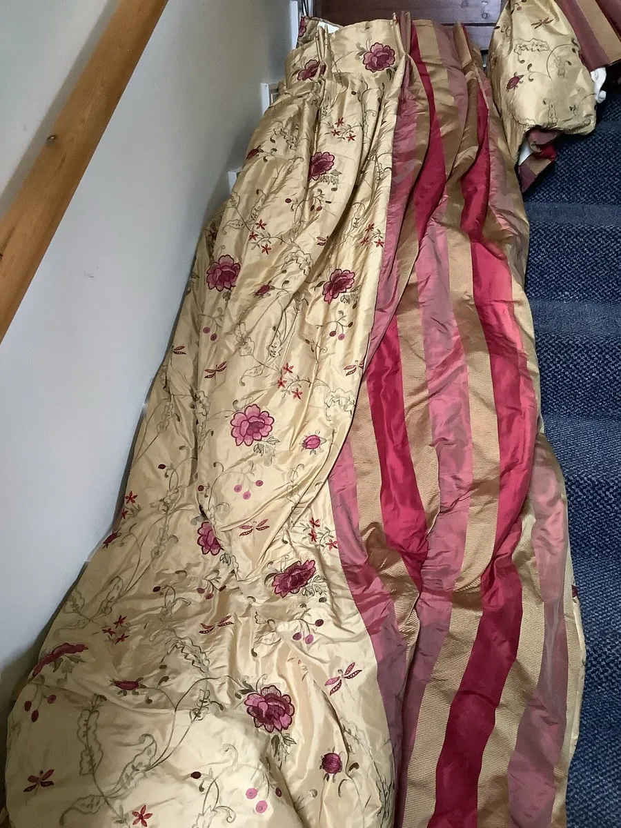 Pair of embroidered , French pleat curtains, 90x90 - Image 1