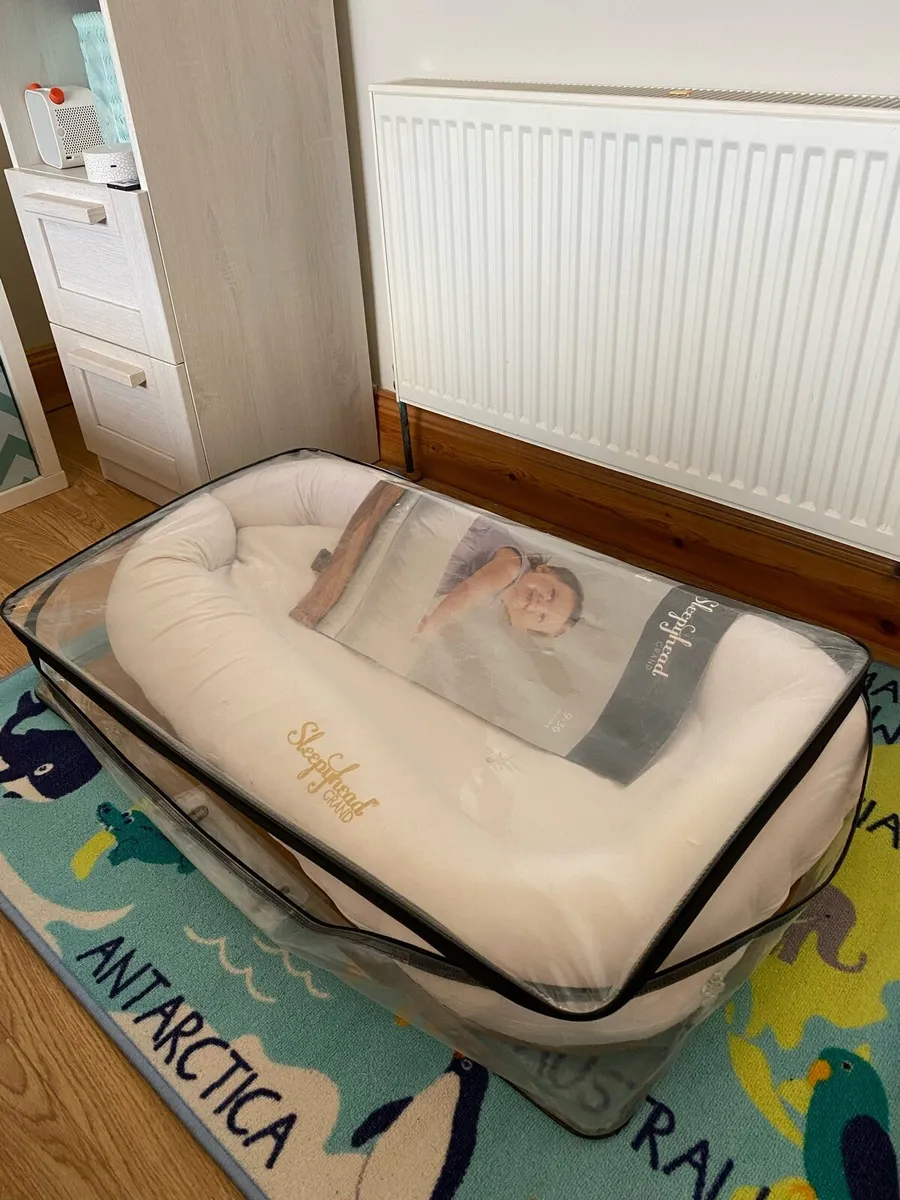 Dockatot tummy time mattress - Image 1