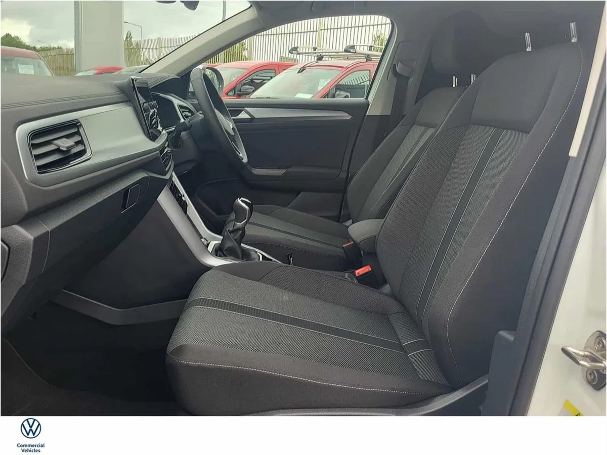 Volkswagen T-Roc Commercial Ed.75 2.0 TDI M6F 116 - Image 4