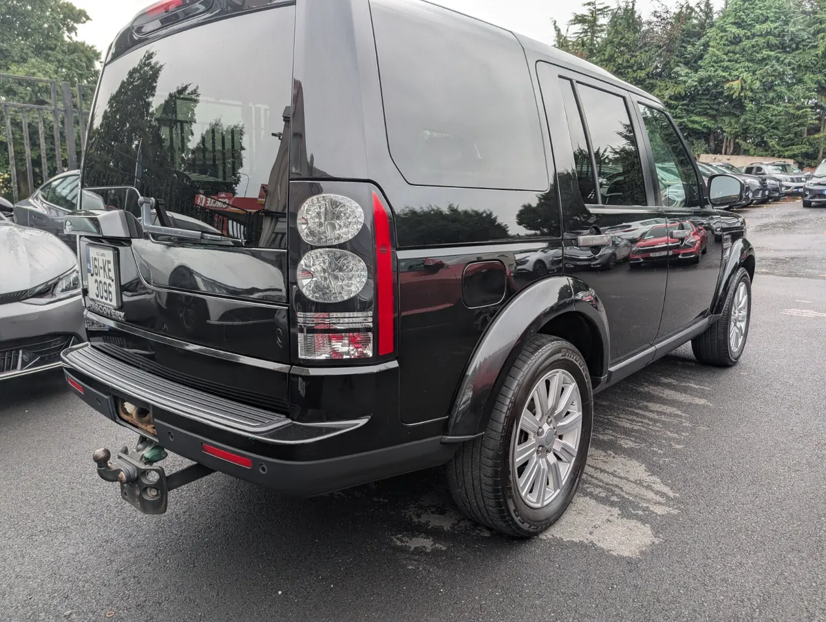 Land Rover Discovery TDV6 S 4 0 5 X - Image 4
