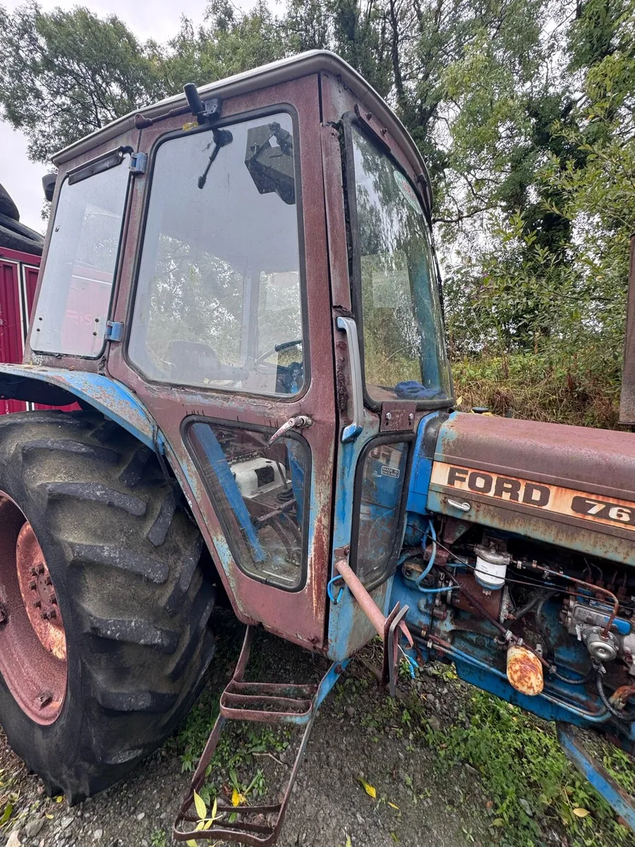 Ford 7600 - Image 4