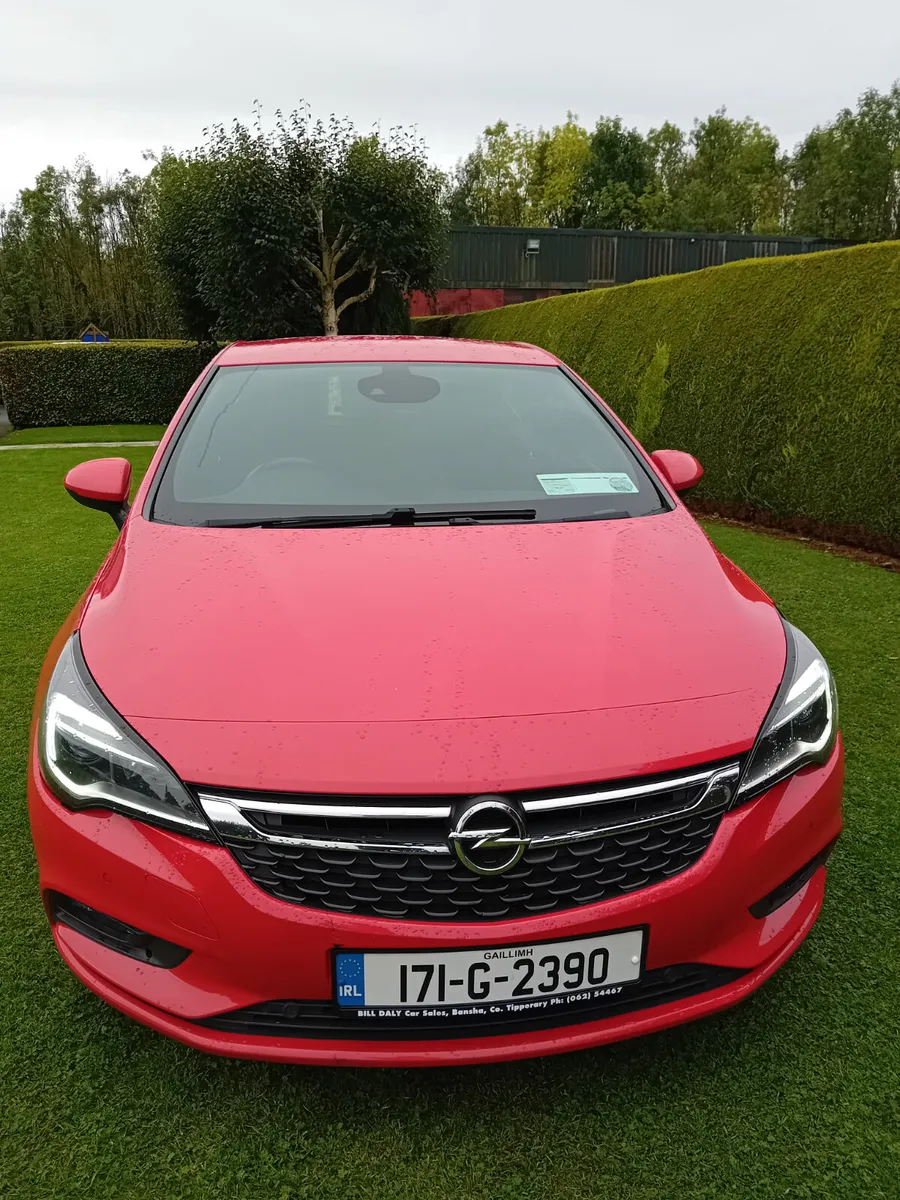 Opel Astra 2017 - Image 2