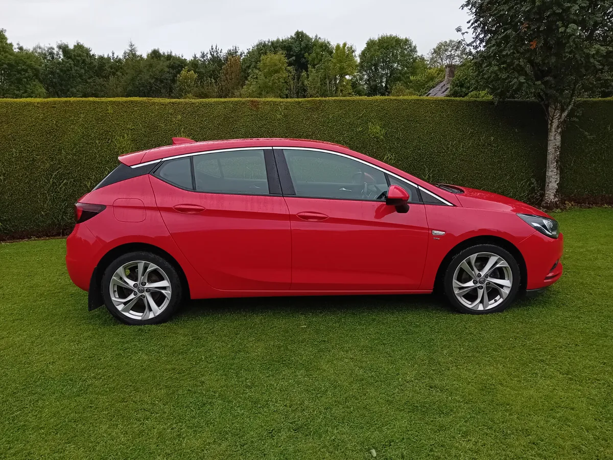 Opel Astra 2017 - Image 3