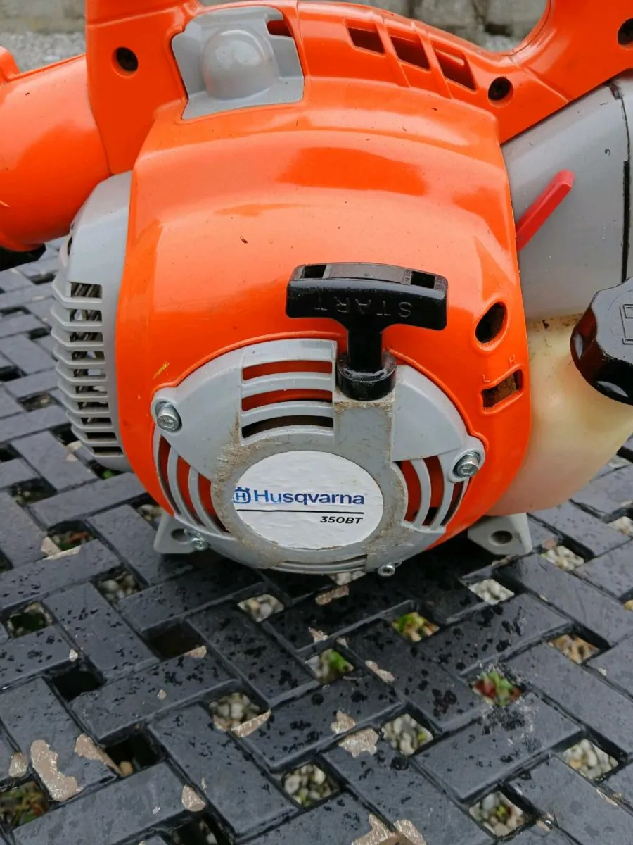 Husqvarna 350Bt  blower in perfect working order - Image 2