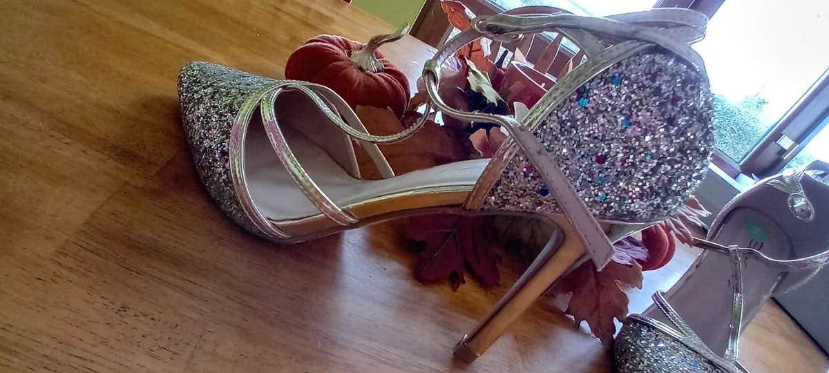 ladies shoes - Image 3