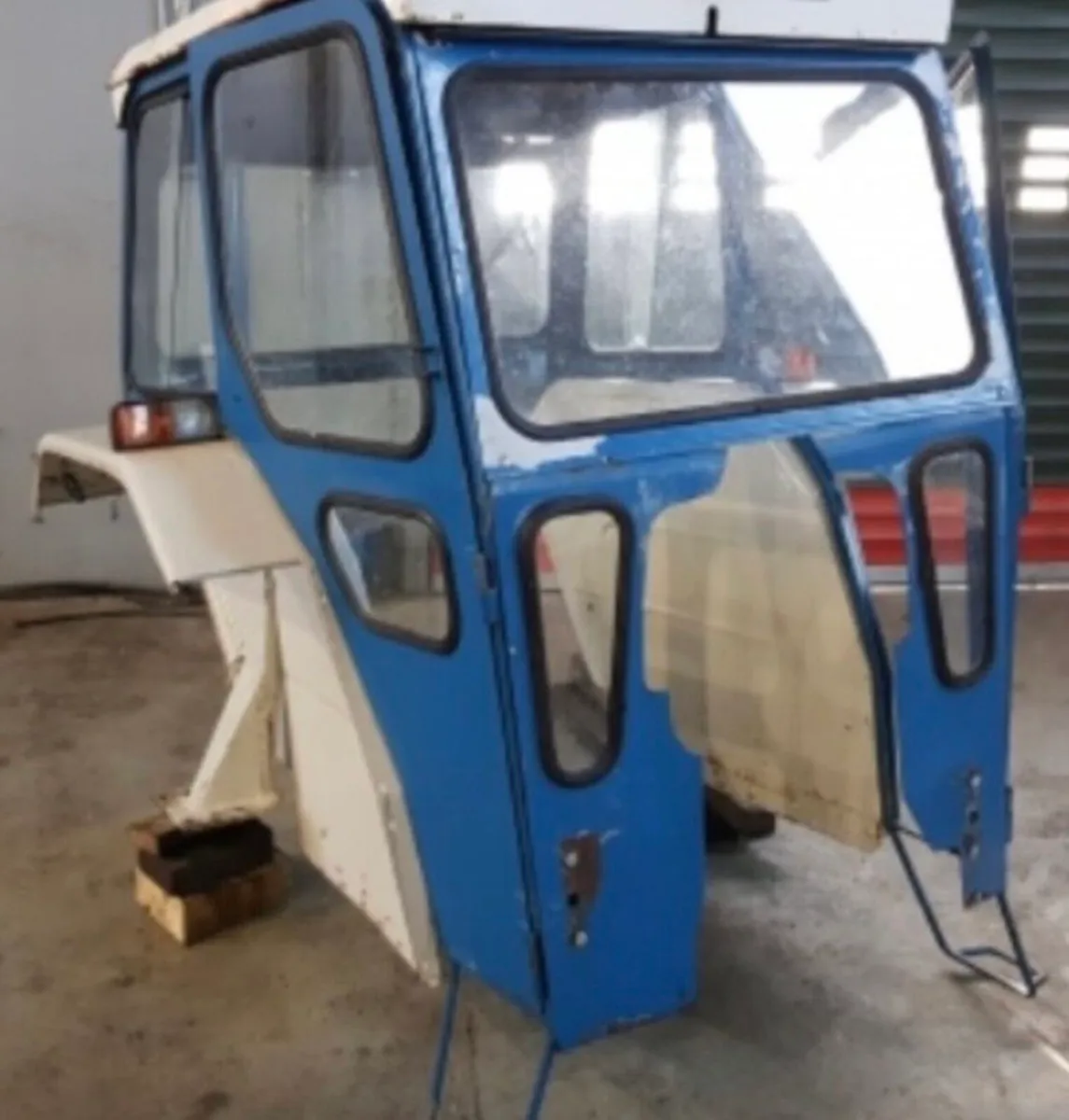 wanted ford 4000 CAB - Image 1