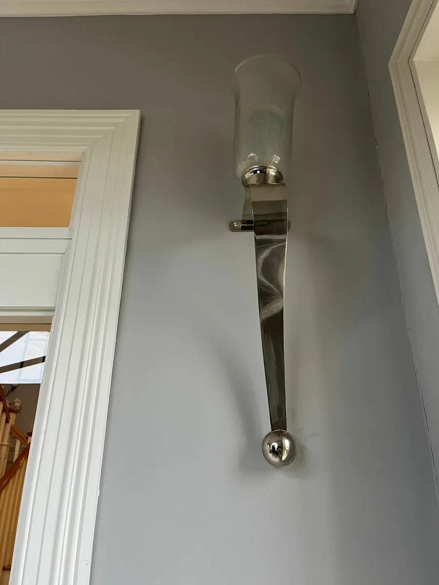 Silver curved candle sconces - Image 2