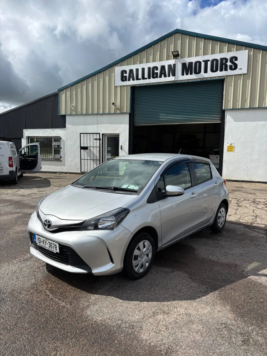 Toyota Vitz 2015 - Image 2