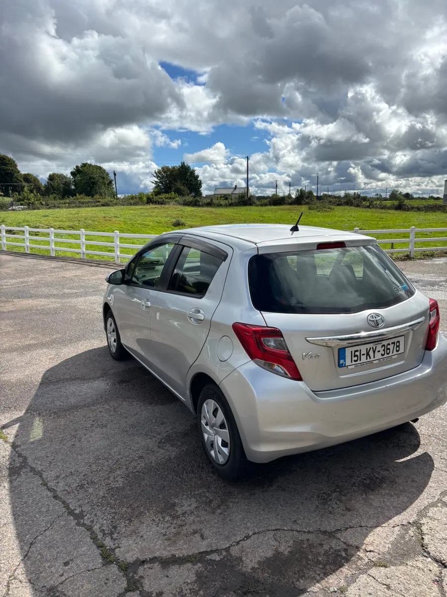Toyota Vitz 2015 - Image 3