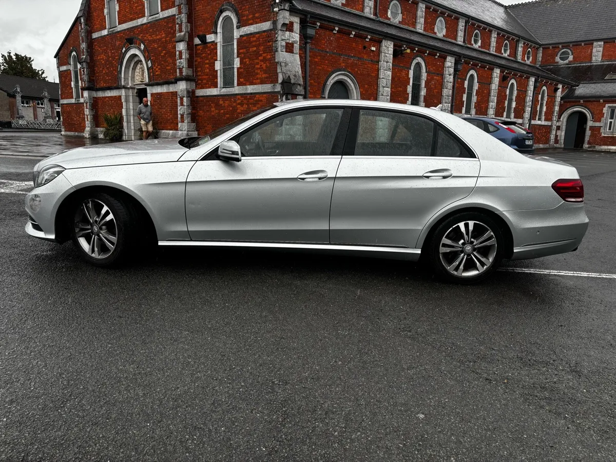 2013 Mercedes E Class automatic - Image 4