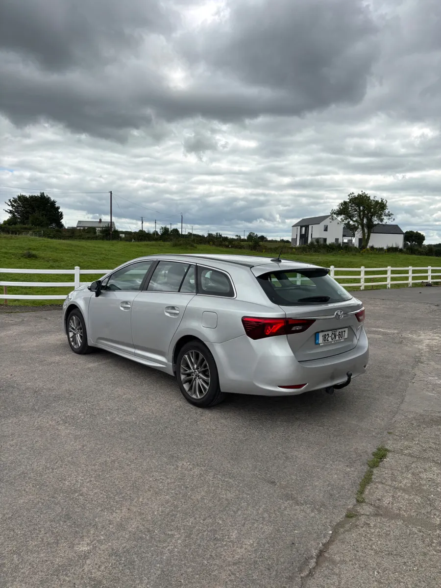 Toyota Avensis 2018 - Image 3