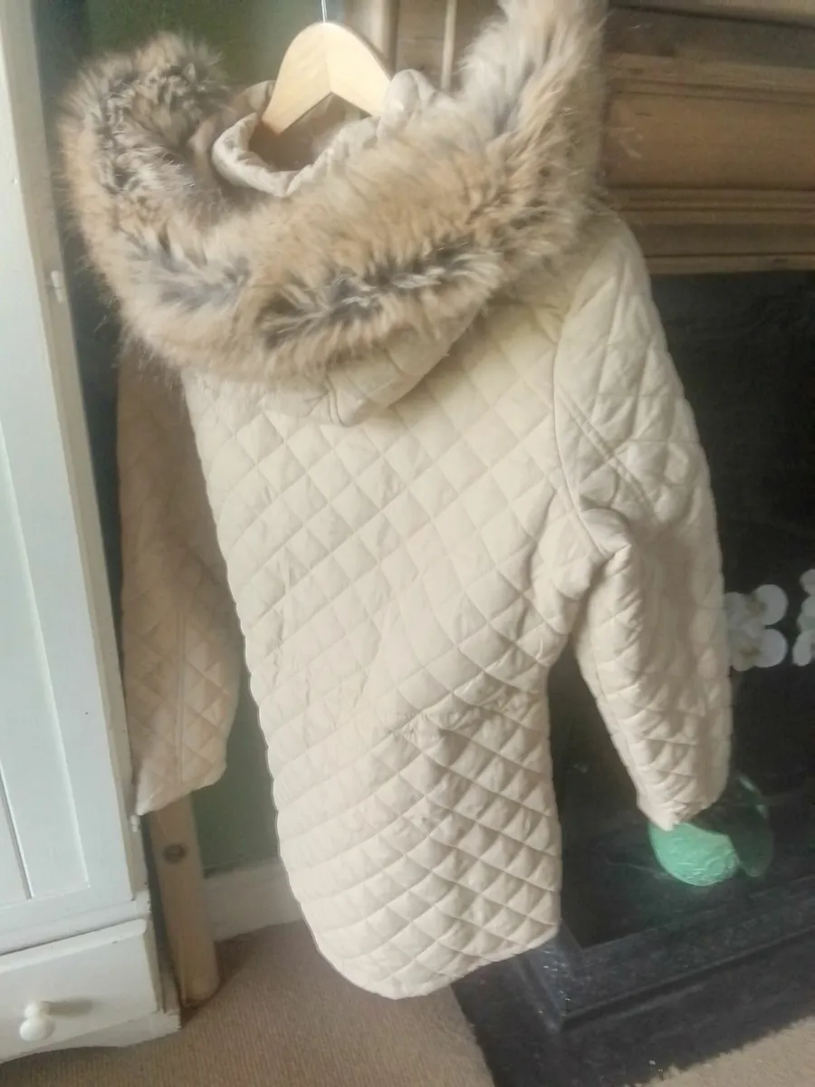 CREAM LIGHT PADDED FUR RIM  PARKA COAT SIZE 14 NEW - Image 2