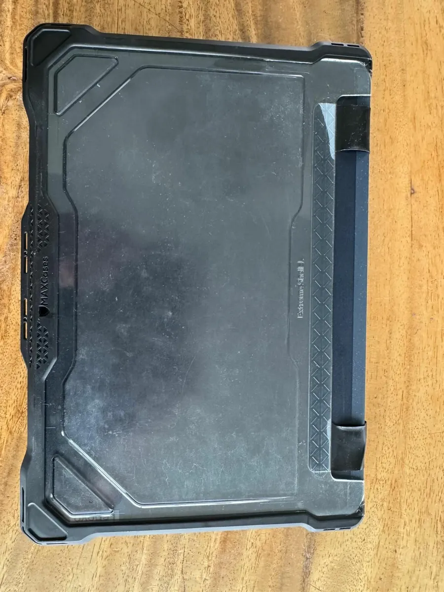 Laptop - Image 4