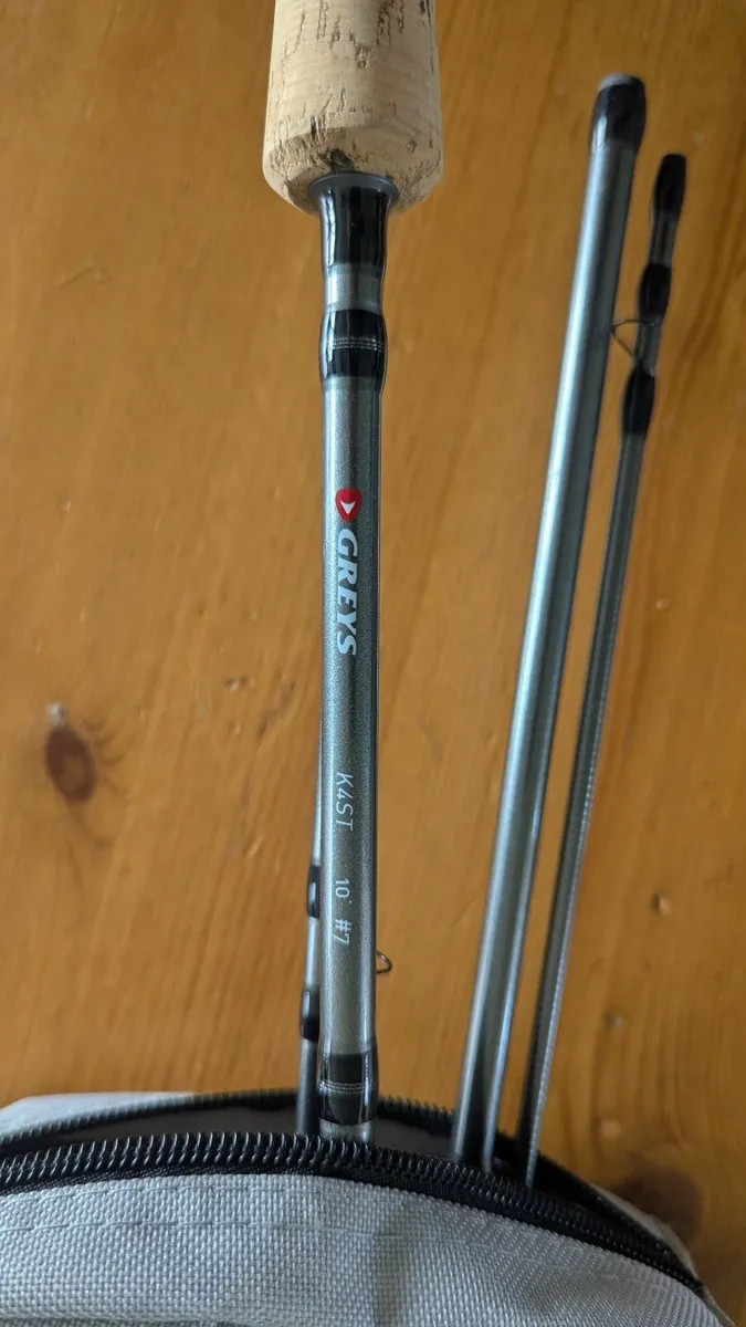 Greys K4ST 10' #7 fly rod reel combo - Image 1