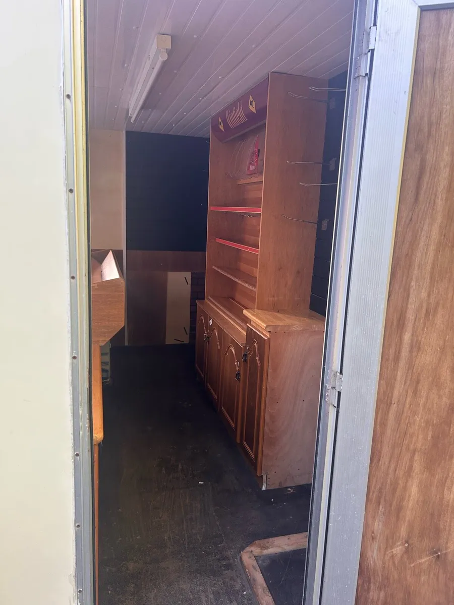 Shop/ coffee trailer - Image 2