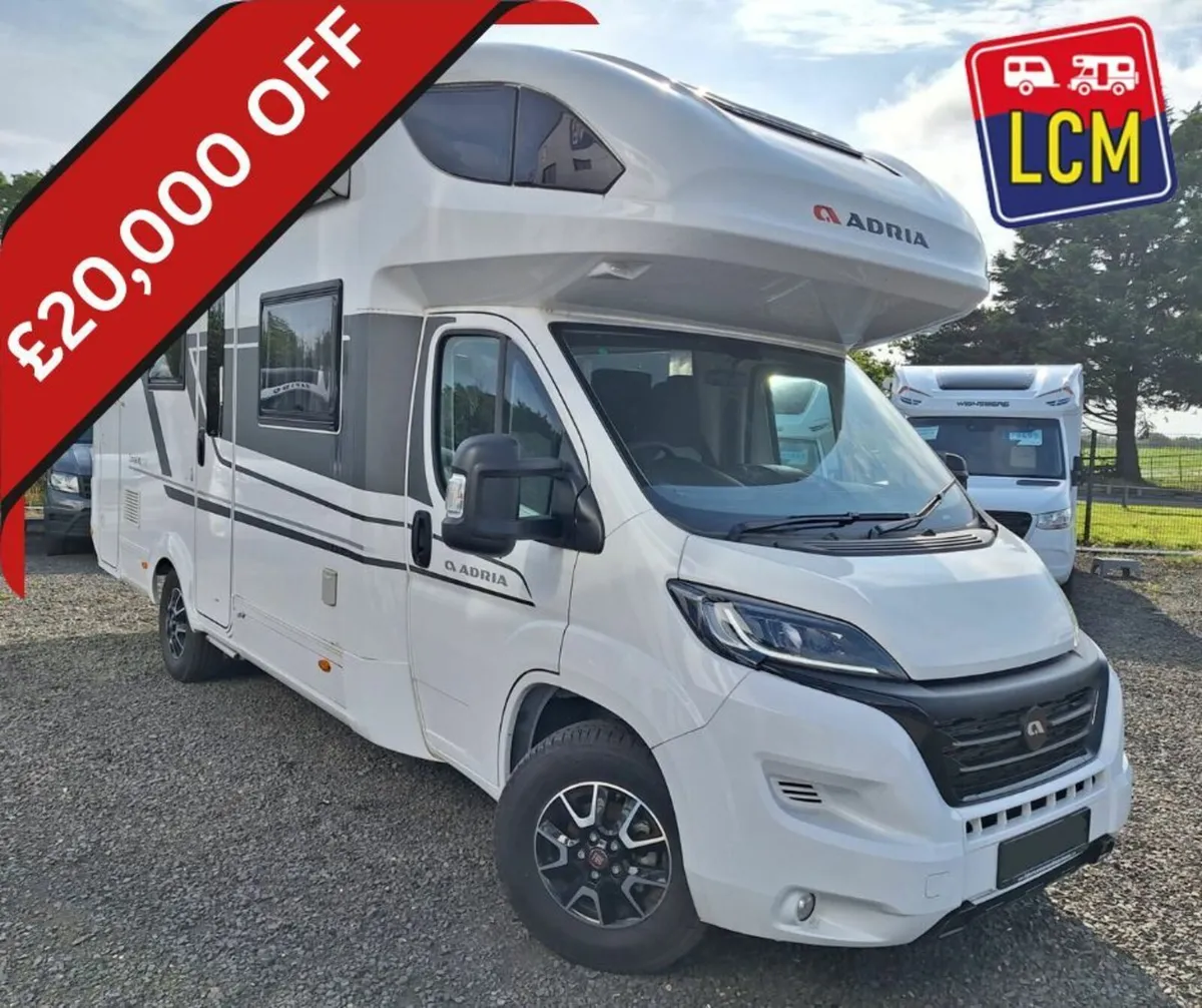 * NEW ADRIA CORAL XL 670DK - £20,000 OFF * - Image 1