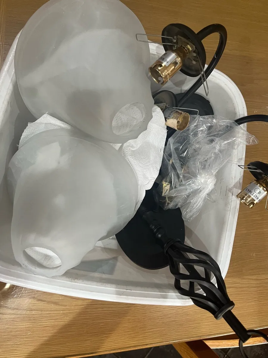 Wall light fitting - Image 3