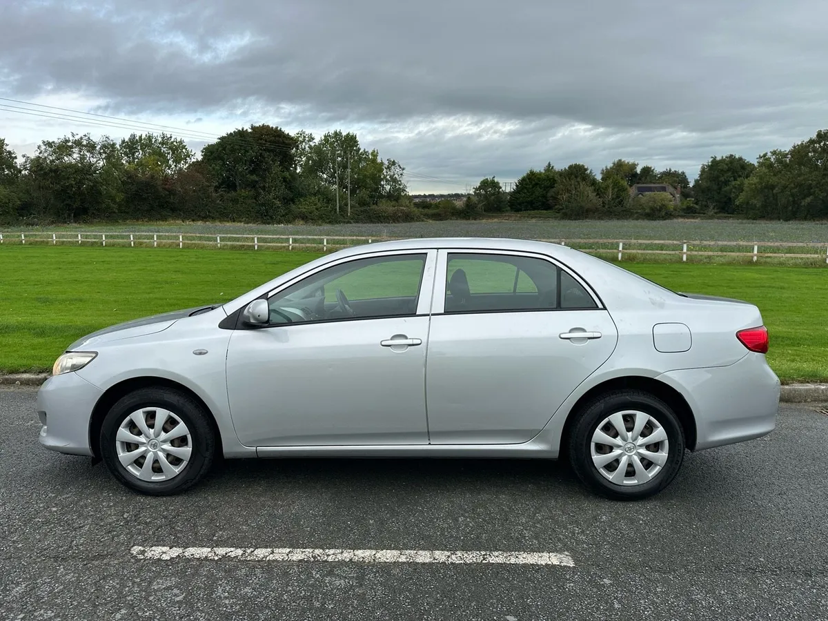 Toyota Corolla 2009 NCT 10/26 - Image 3