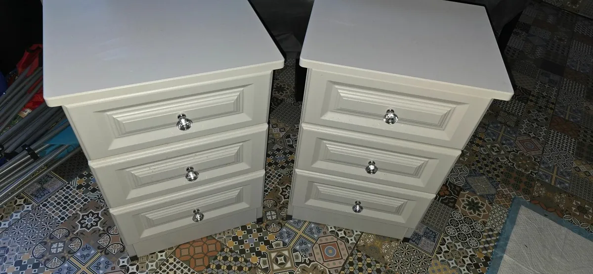 2 Chest of drawers - Image 4