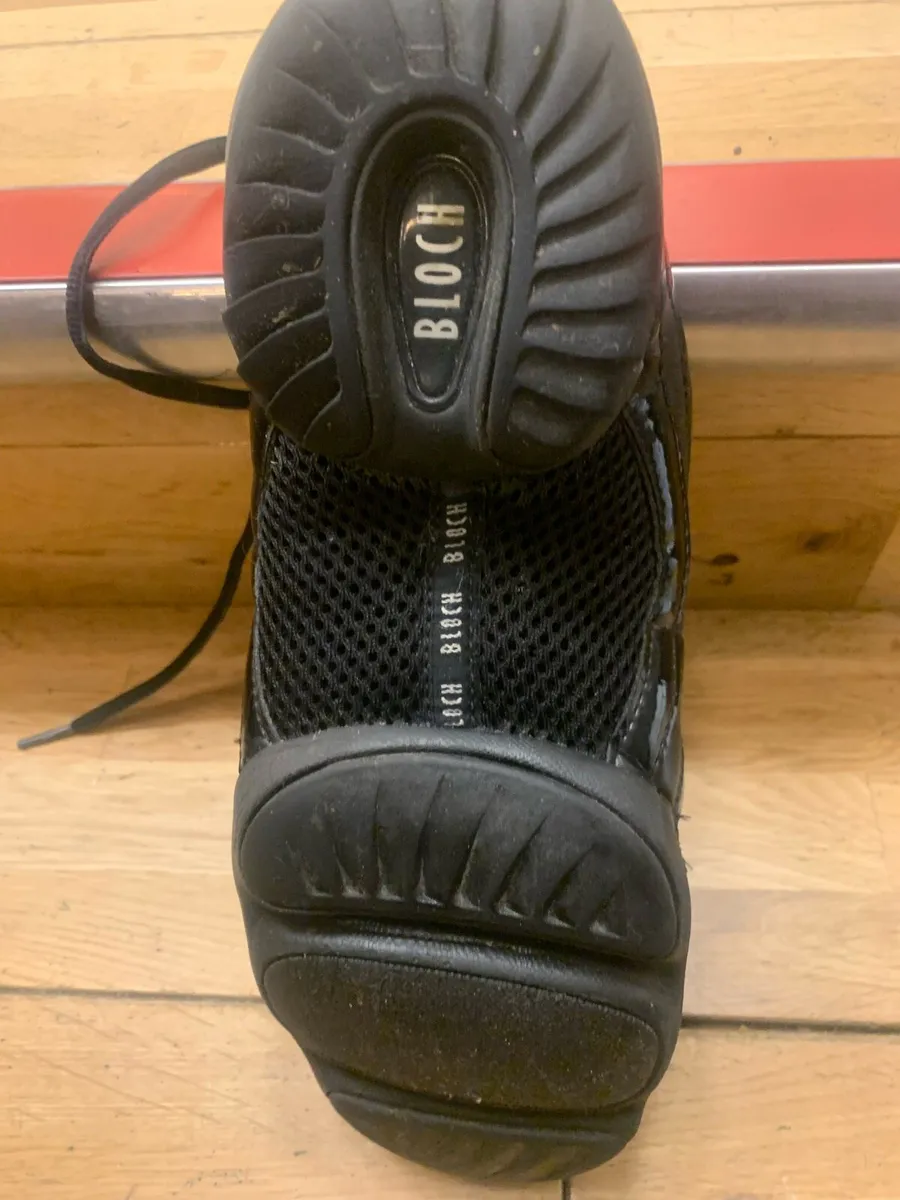 Dance shoes - Image 3