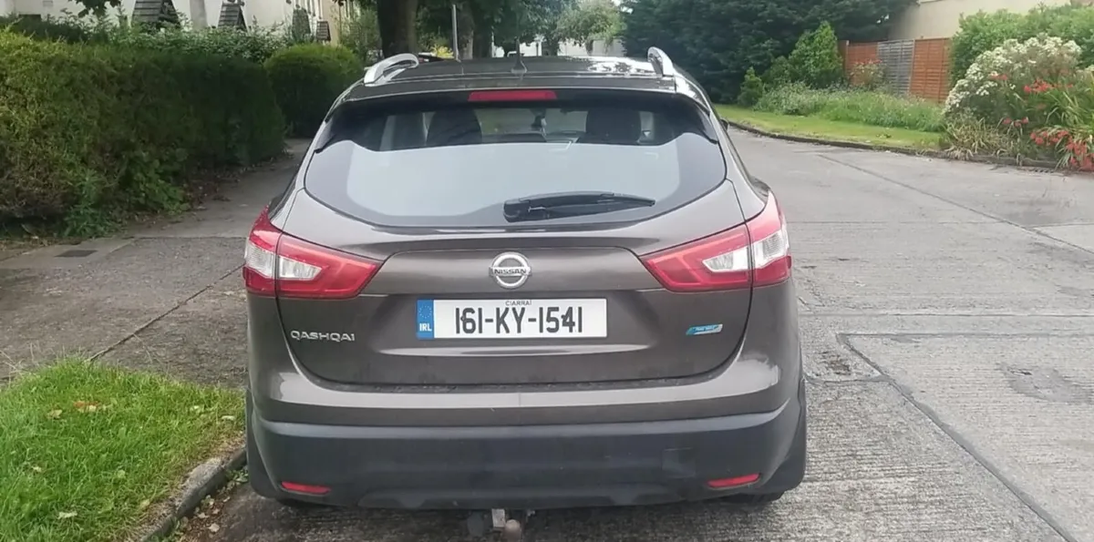 Nissan Qashqai 2016 low mileage - Image 1
