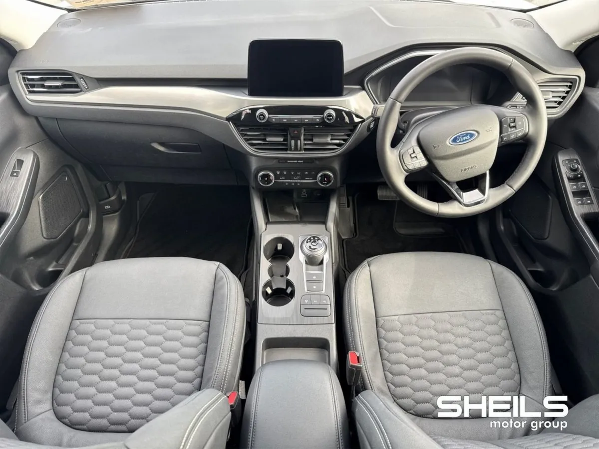Ford Kuga 2.5 Duratec 225PS Phev Titanium Auto - Image 3