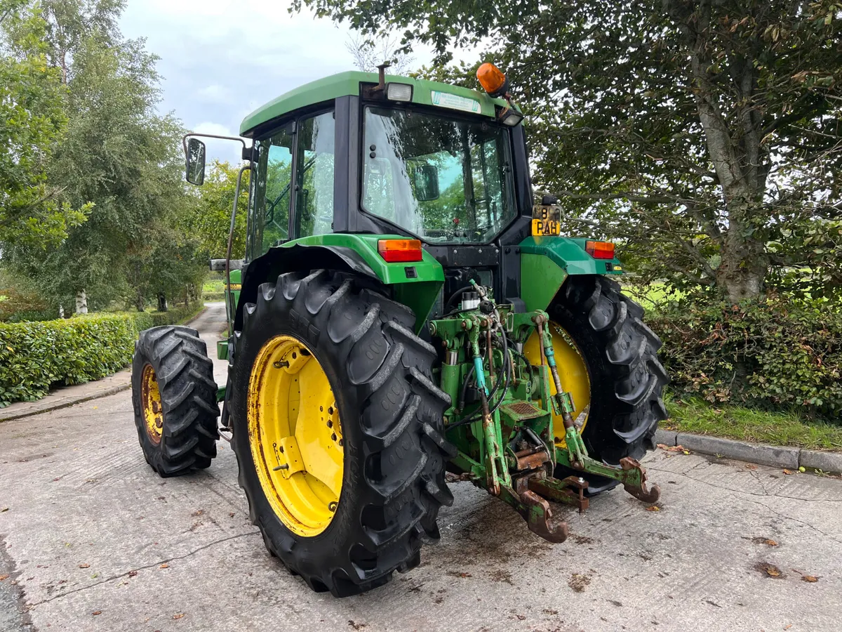 John Deere 6400 - Image 2