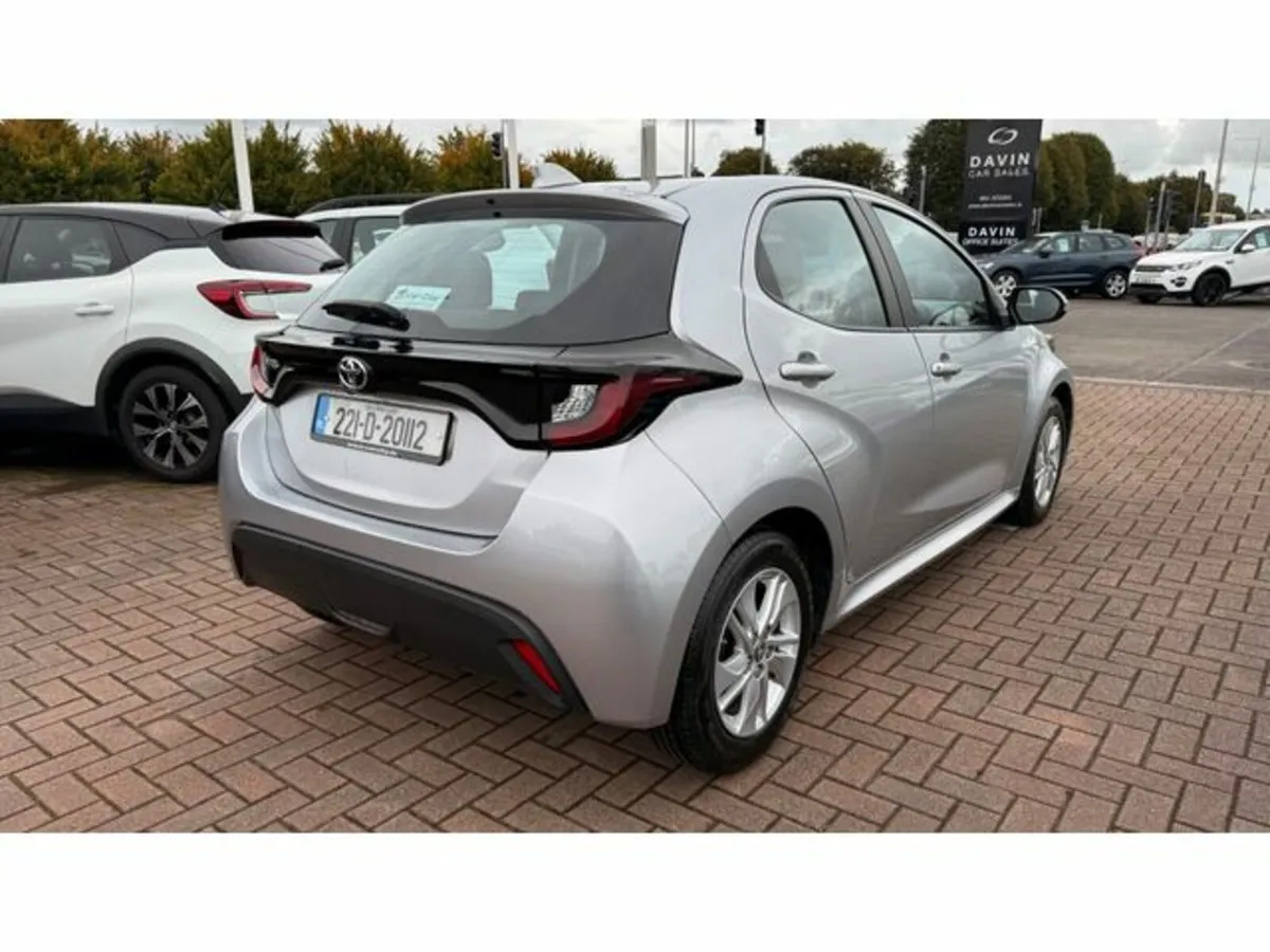 Toyota Yaris 1.0 Luna 4DR - Image 4