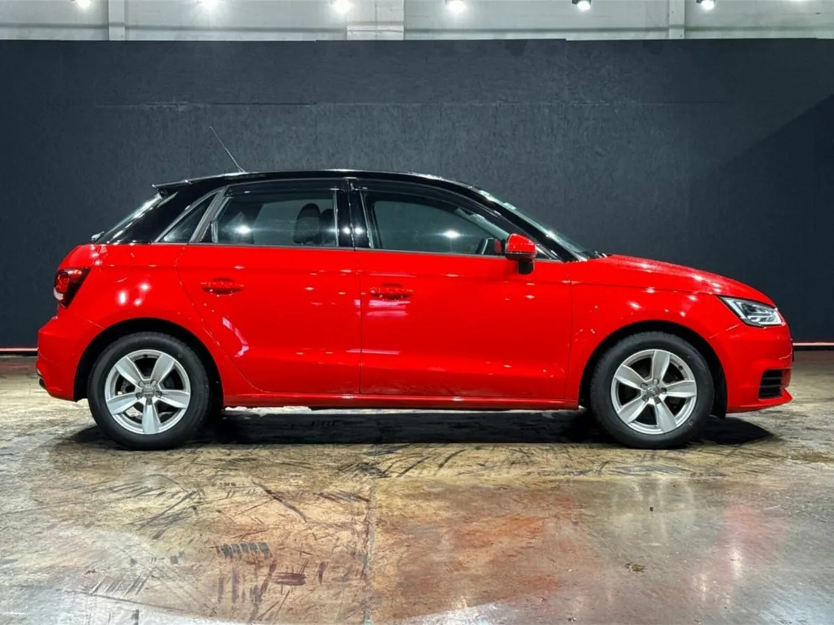 Audi A1 1.0 TFSI AUTOMATIC - TWO TONE - REVERSE CA - Image 3