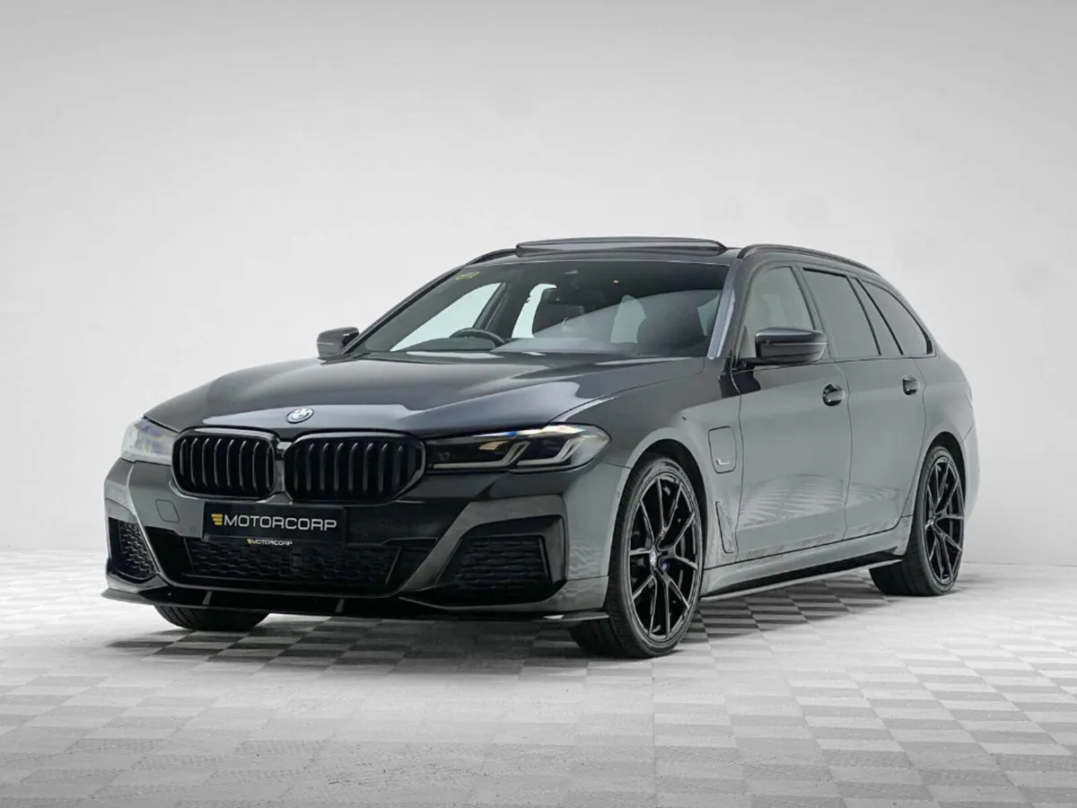 BMW 5-Series 530E M SPORT - Image 3