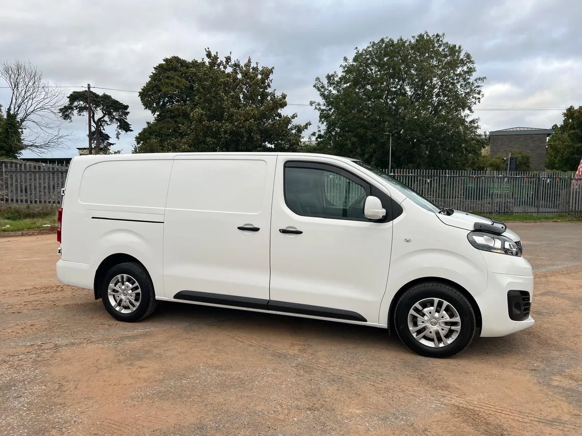 2020 Vauxhall Vivaro 1.5d 2900 Dynamic - Image 3