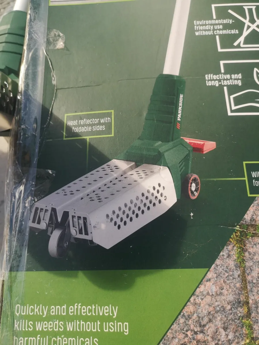 Weed burner as new with box - Image 3