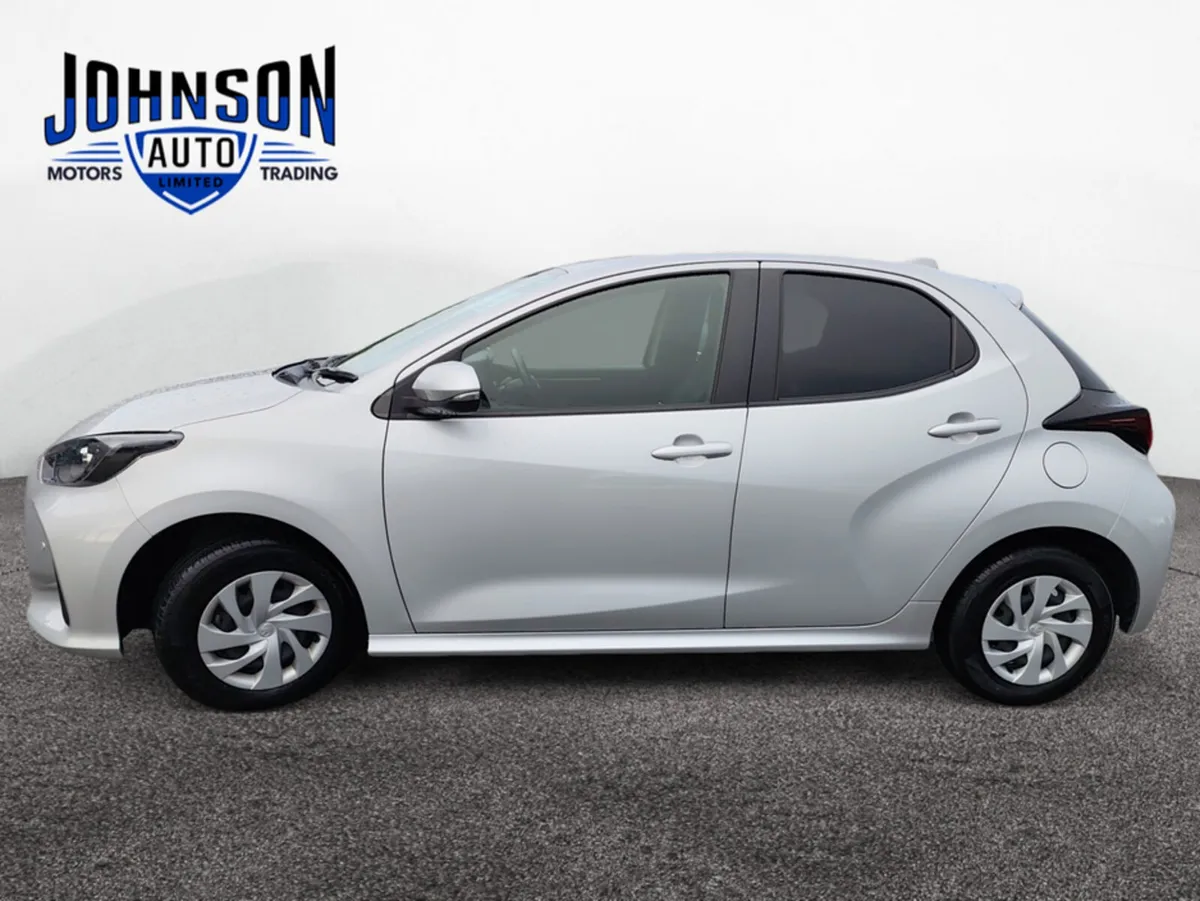 Toyota Yaris 1.0 Petrol Auto - Image 3