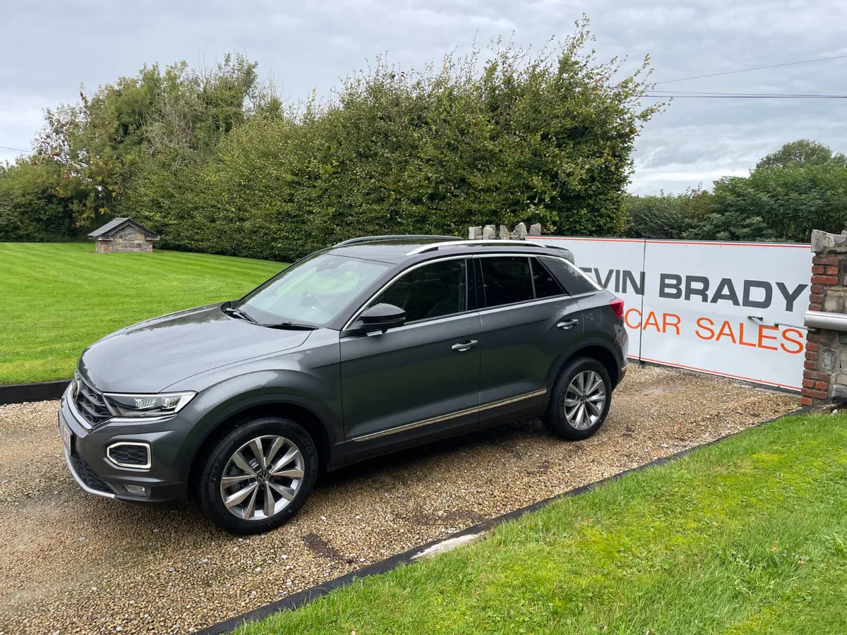 VOLKSWAGEN T-ROC 2.0 TDI SPORT DSG AUTO 150 BHP - Image 3