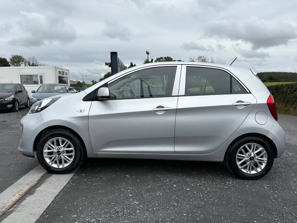 Kia Picanto 2016 1.0L petrol - Image 4
