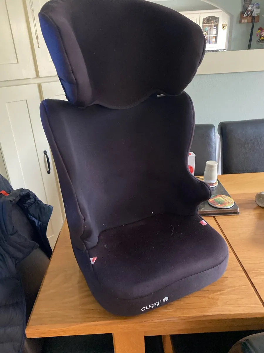 Child car seat and high chair - Image 1