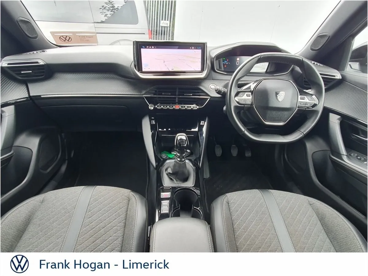 Peugeot 2008 1.2 Puretech 100bhp Allure - Image 2