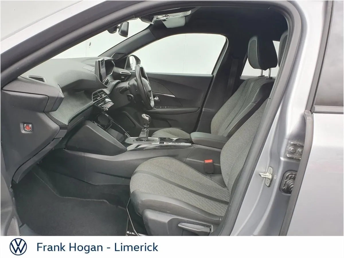 Peugeot 2008 1.2 Puretech 100bhp Allure - Image 4