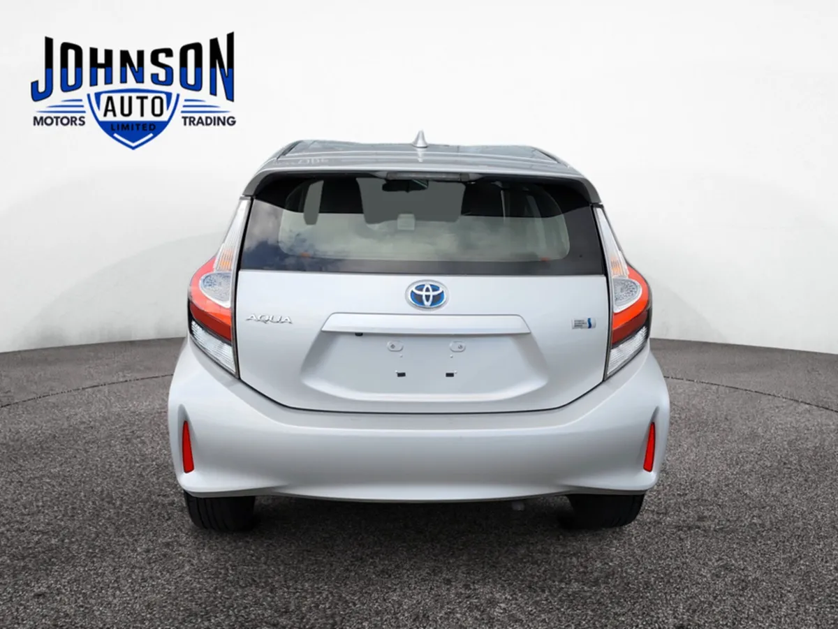 Toyota Aqua 1.5 Petrol Hybrid Auto - Image 4