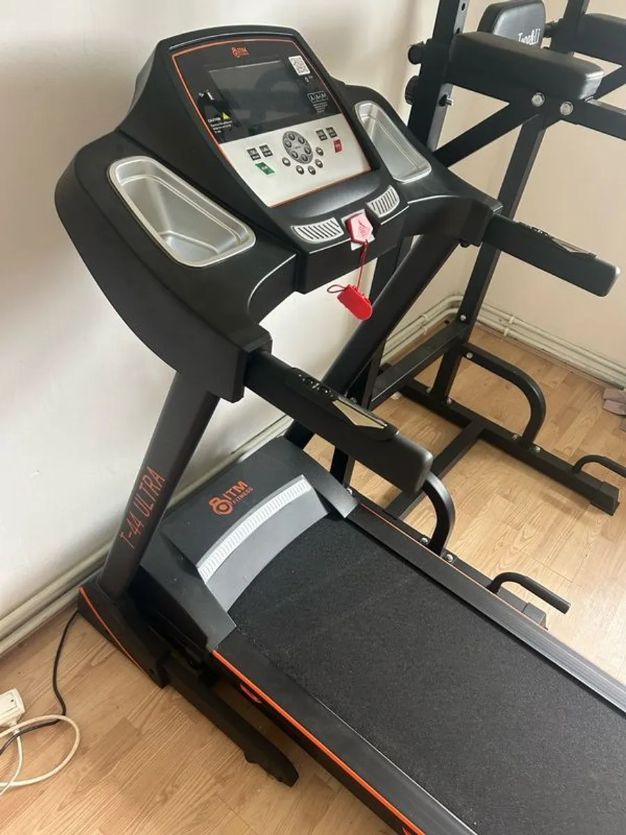 treadmill - Image 1