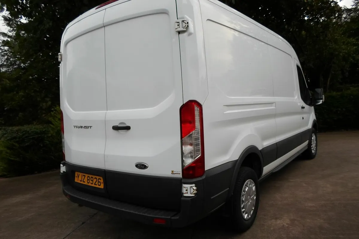 Ford Transit 2016 - Image 2