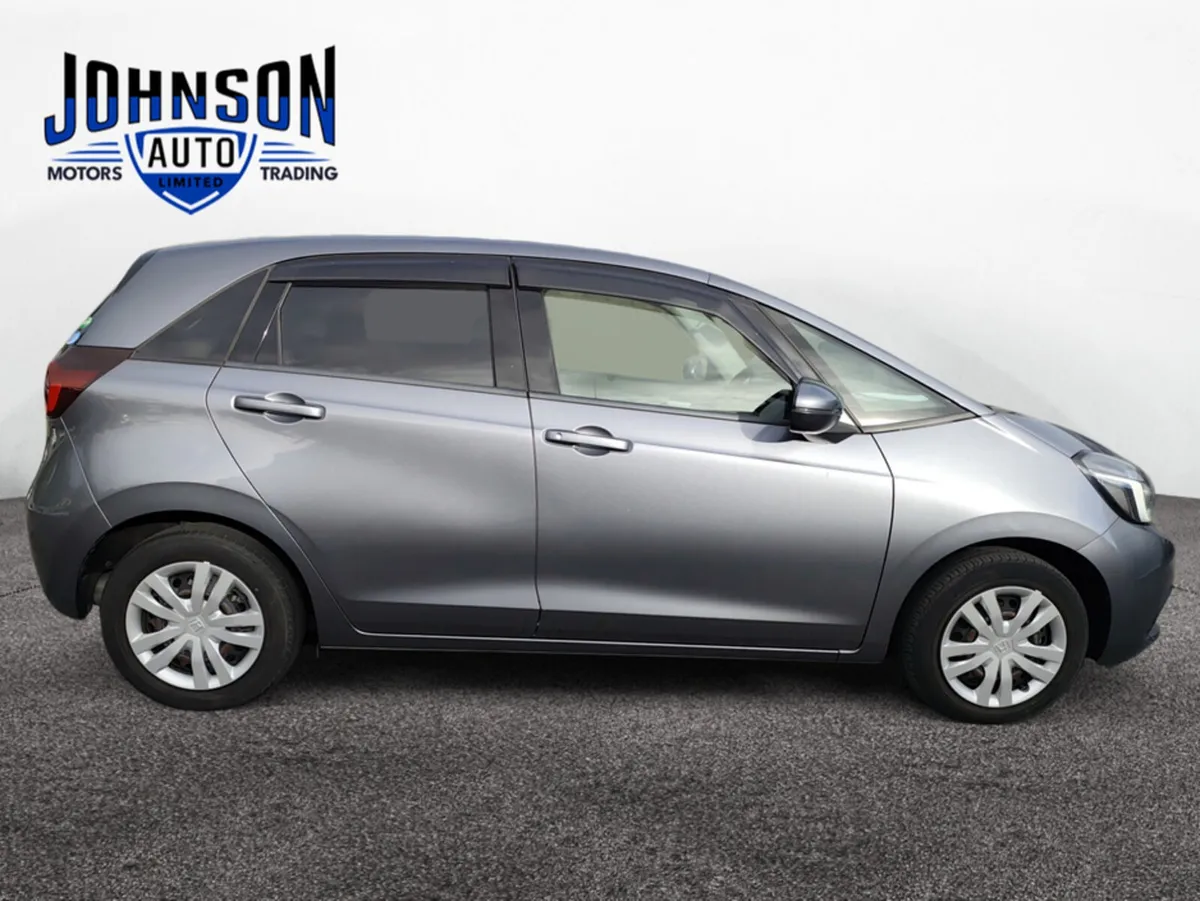 Honda Fit 1.5 Petrol Hybrid Auto - Image 4