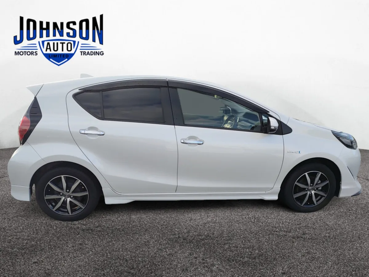 Toyota Aqua 1.5 Petrol Hybrid Auto - Image 4