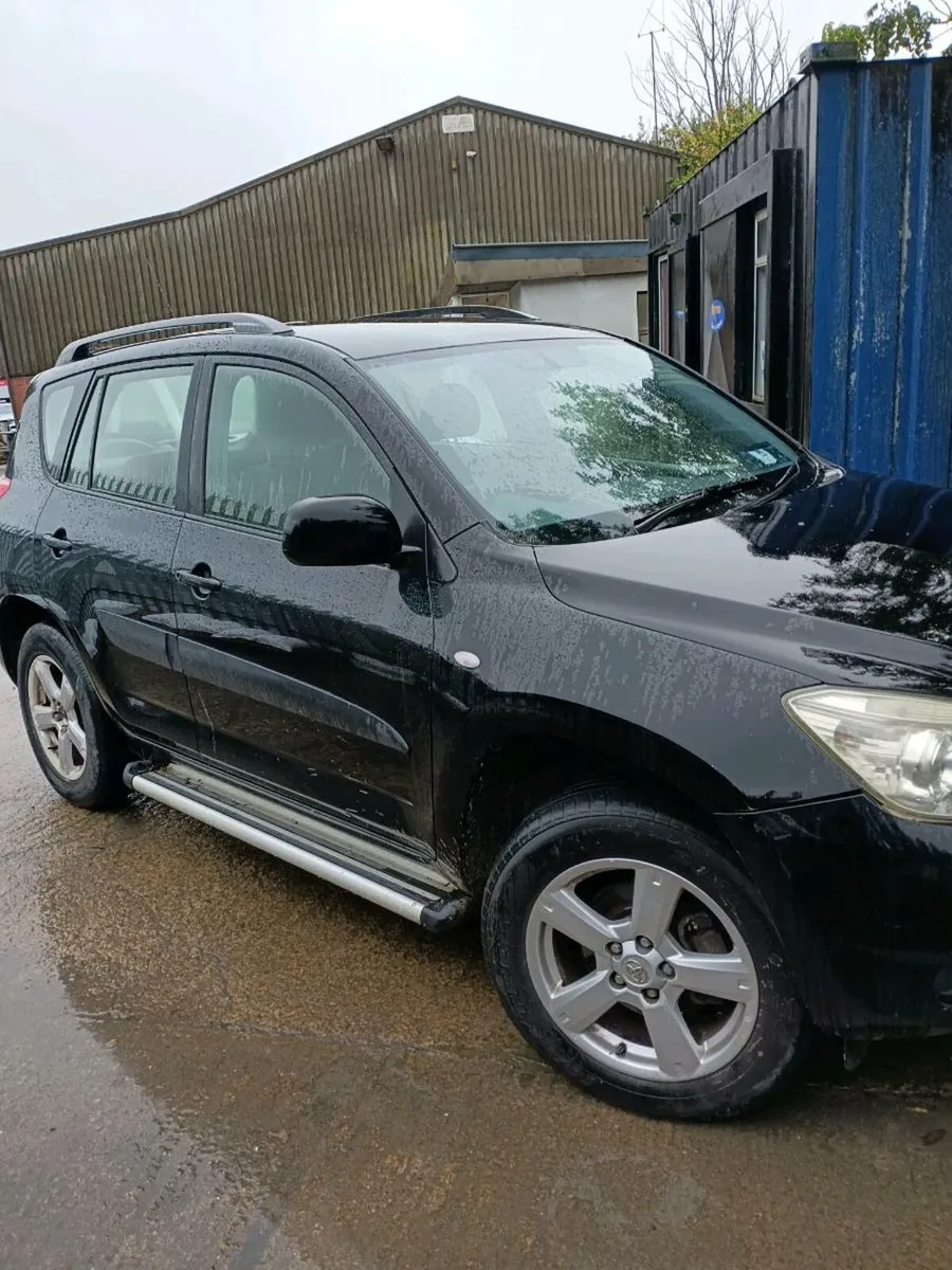Toyota Rav 4 - Image 1