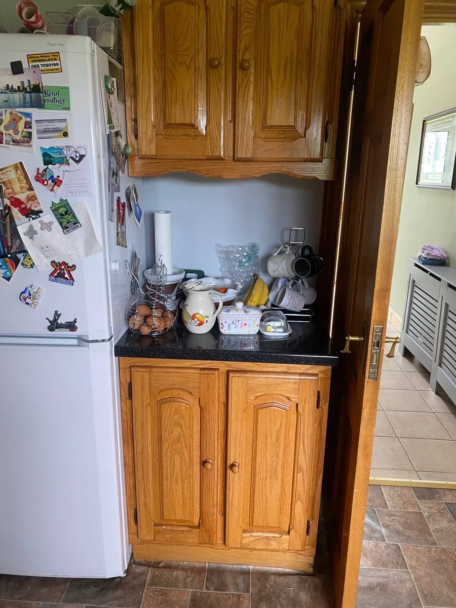 Cabinet - Image 2