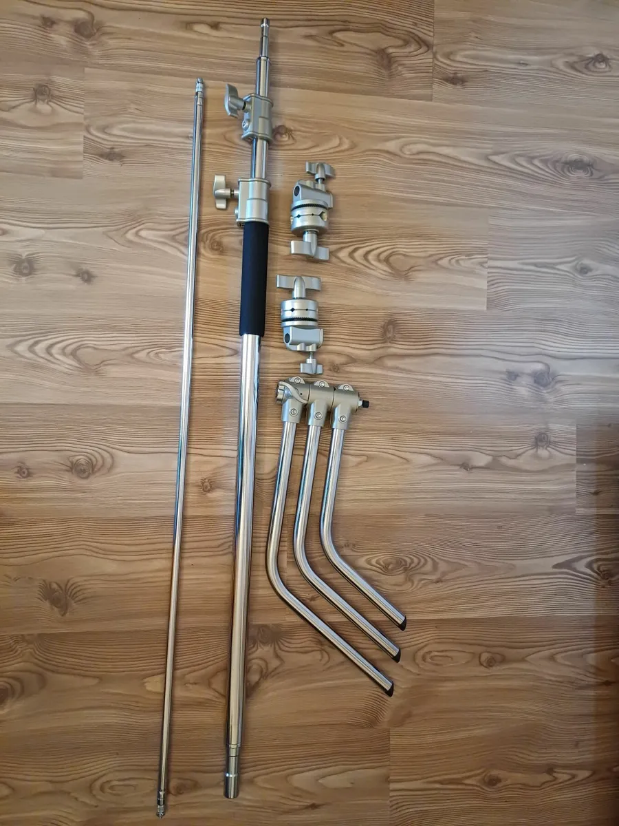 Neewer Pro C Stand with Boom Arm (330cm) - Image 1