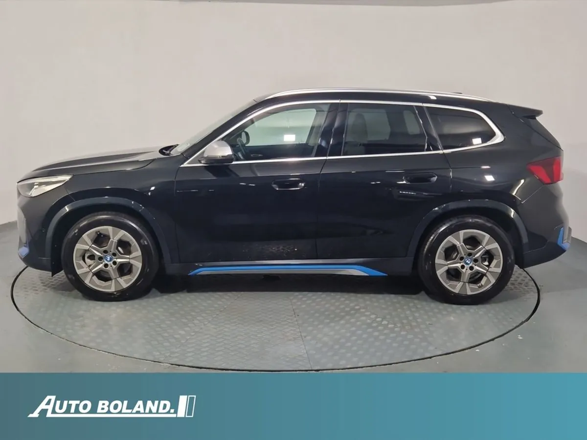 BMW iX1 Xdrive30 Xline - Image 3